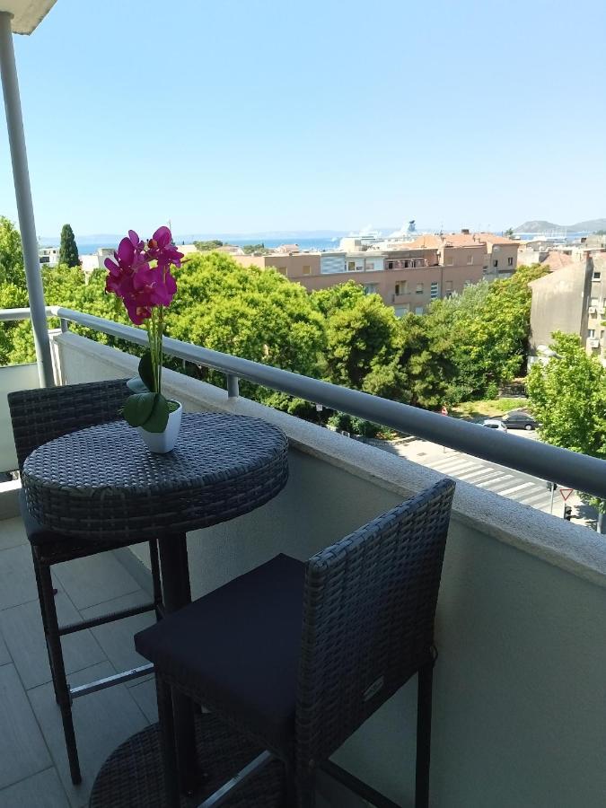 Downtown Luxury Apartment Emili Split Exterior foto